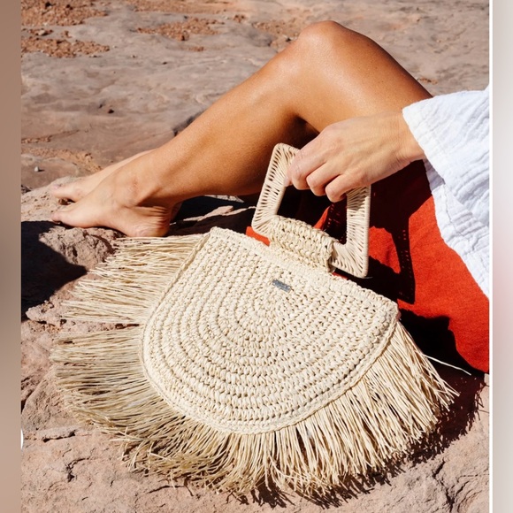 Stelgal Handbags - Elegant Fringe Straw Tote Bag